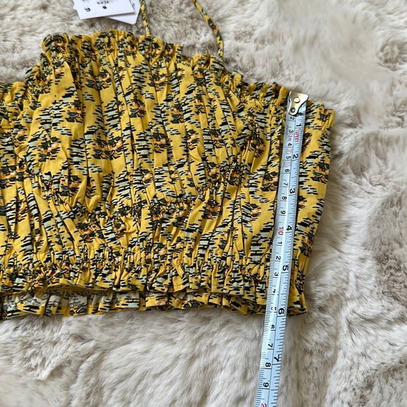 Rhode Pari Cropped Top Jawahar Garden Golden Size 8 - Picture 6 of 10